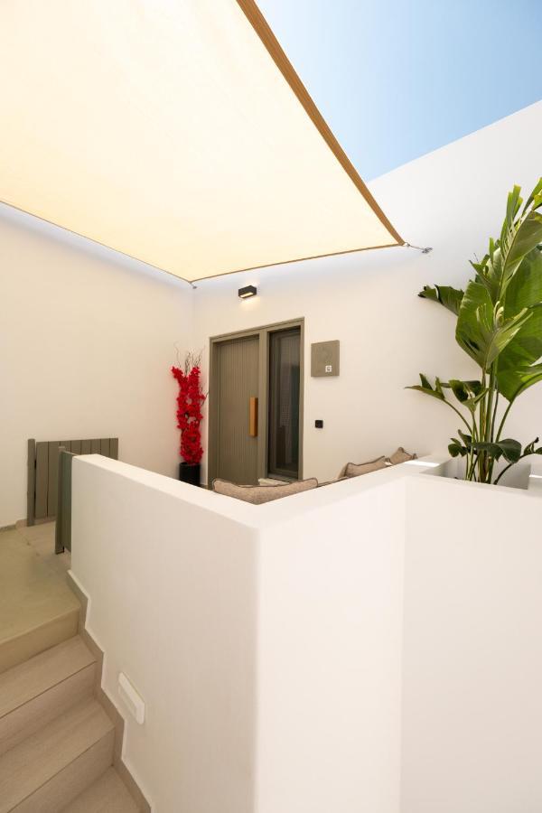 Sunsal Luxury Studios - Sky Naousa  Exterior foto