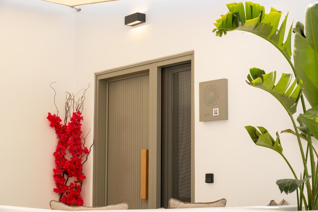 Sunsal Luxury Studios - Sky Naousa  Exterior foto